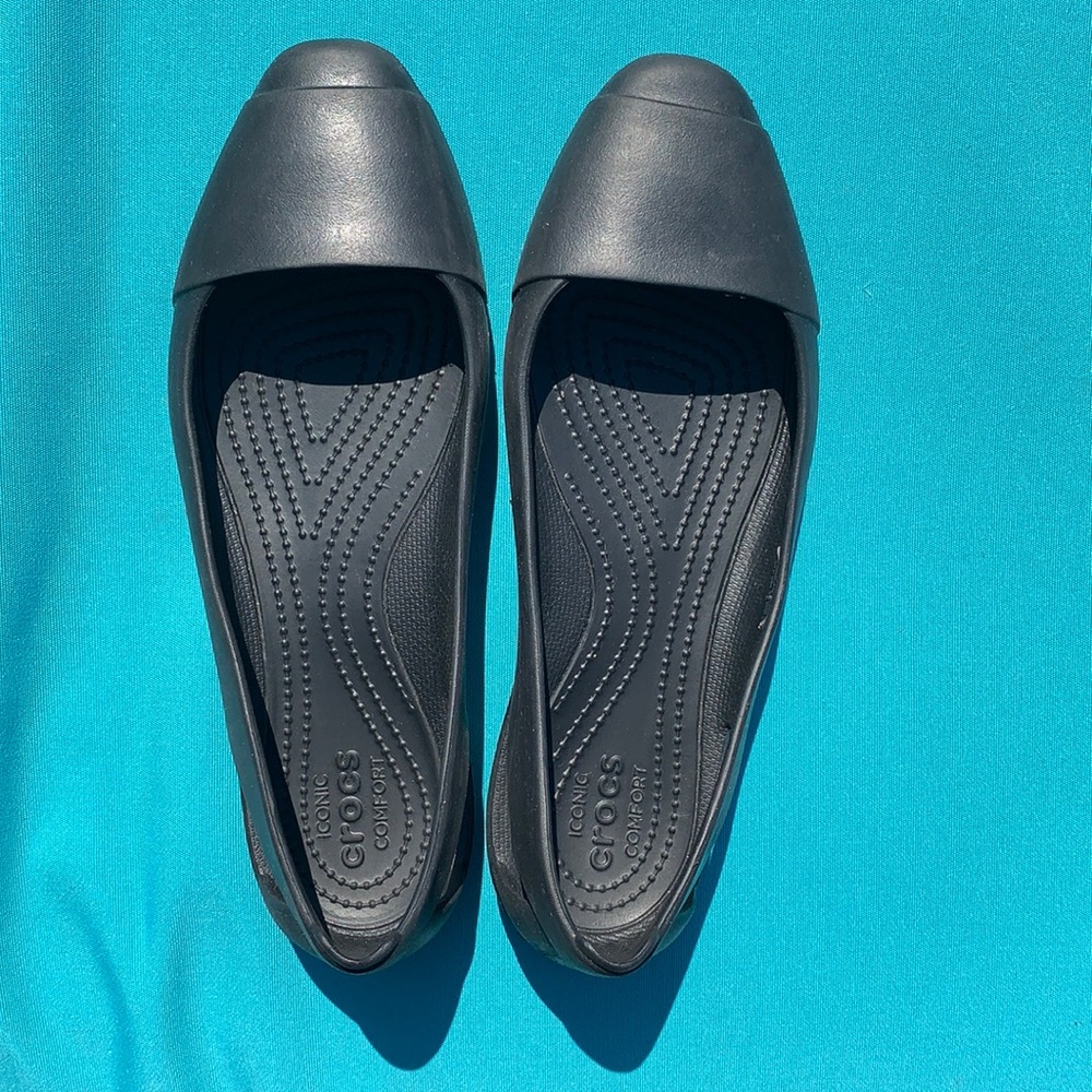 Women’s Crocs Sienna Black Flat Size 10.